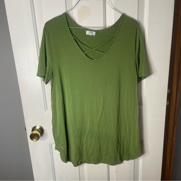 Piko 1988 Olive Short Sleeve V-Neck Top L - Picture 1 of 3